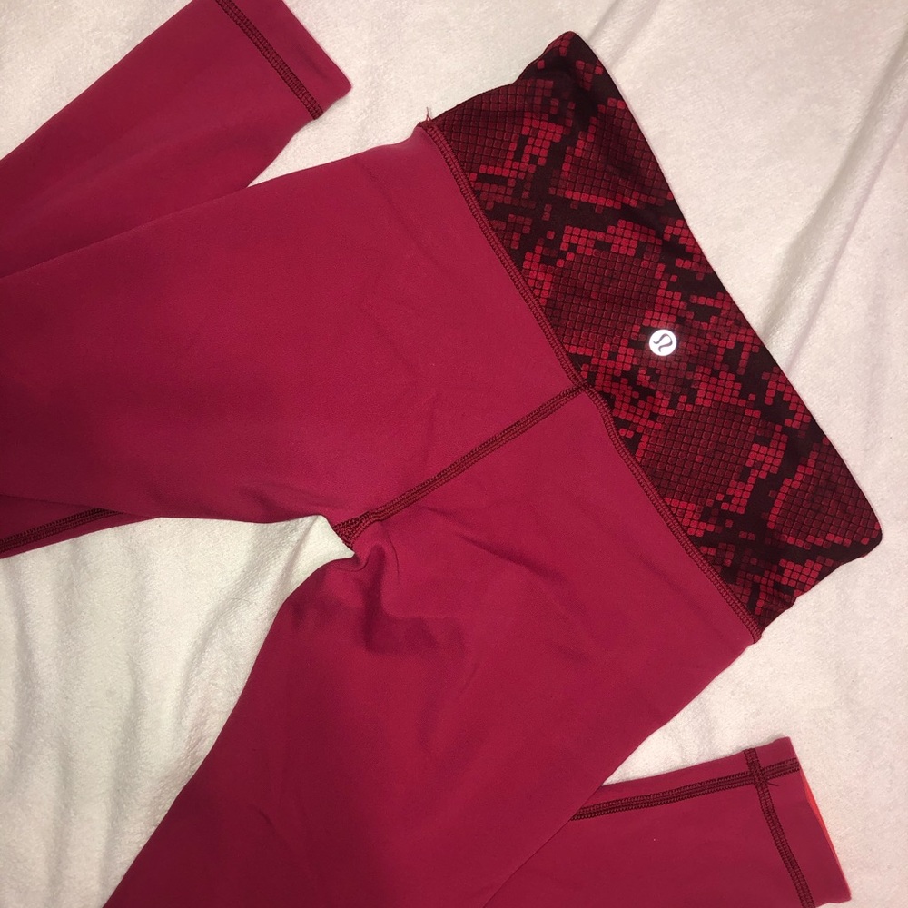 Lululemon Red Snake Leggings Size 4